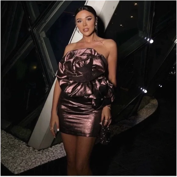 Zara NWOT voluminous flower 3D appliqué oversized floral detail party mini dress - Picture 10 of 15